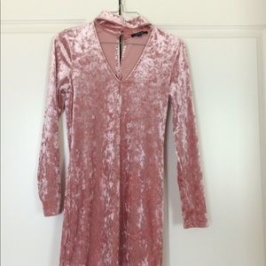 Pink velvet dress Size: S